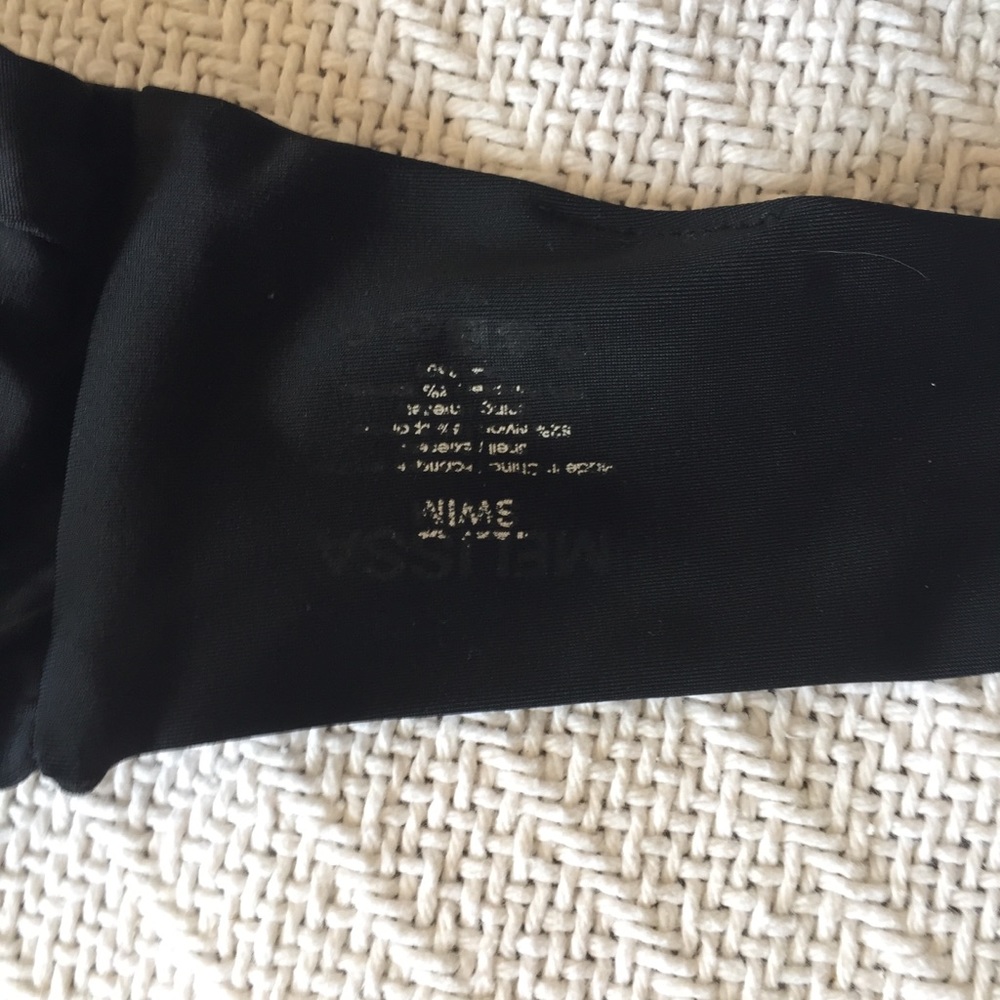 Victoria’s Secret Twist Bandeau Swim Top - Picture 5 of 6